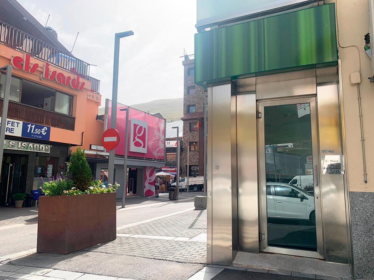 Apartamentos Pantebre 3000 Pas De La Casa Kültér fotó